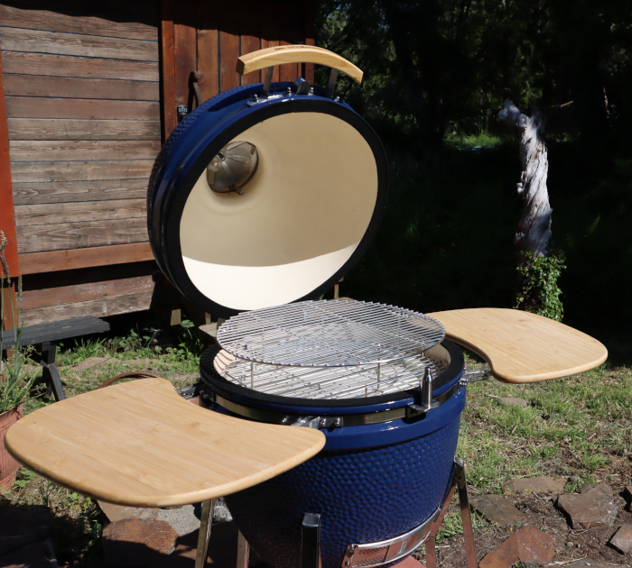 Kamado Ceramic Grill Closeup